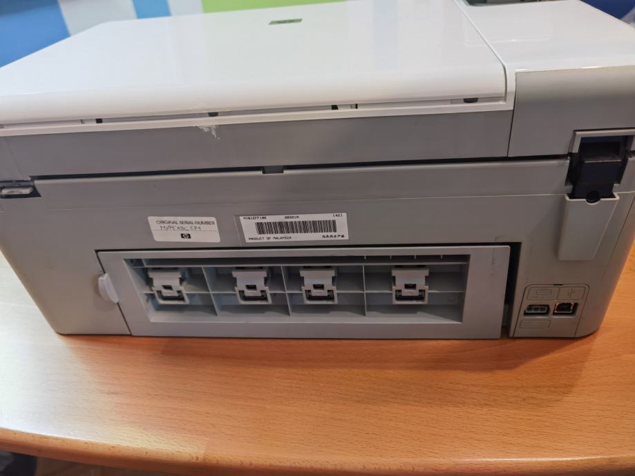 Tiskalnik HP Photosmart C5280 All-in-One +črno-bela in barvna kartuša