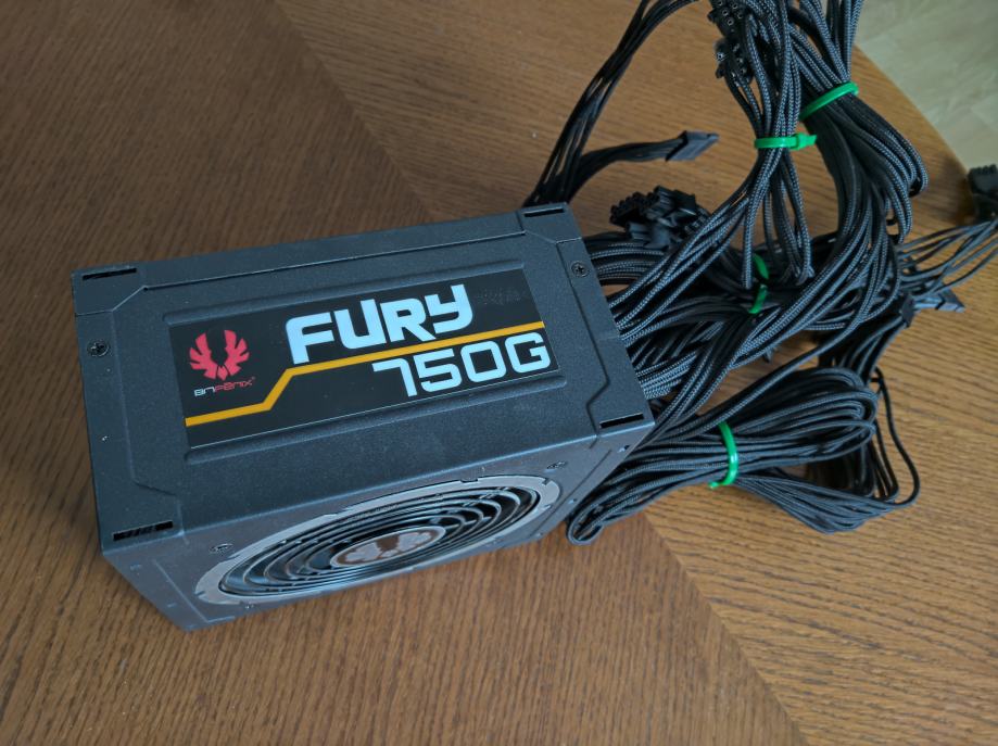 VRHUNSKI Napajalnik BitFenix Fury 80+ Gold 750 W