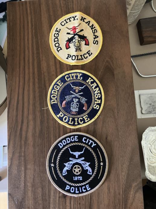 3x Policijski našitek Dodge City Police Kansas