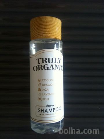 Odličen šampon TRULY ORGANIC zelo ugodno naprodaj