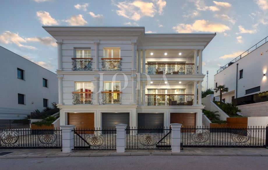 Hiša Crikvenica, 150m2 (prodaja)