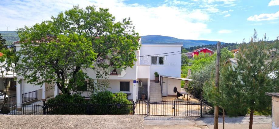 Hiša Gornji Karin, Obrovac, 290m2 (prodaja)