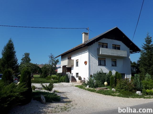 Hiša, Jugovzhodna Slovenija , Ribnica, Sajevec, samostojna, 210 m2,... (prodaja)