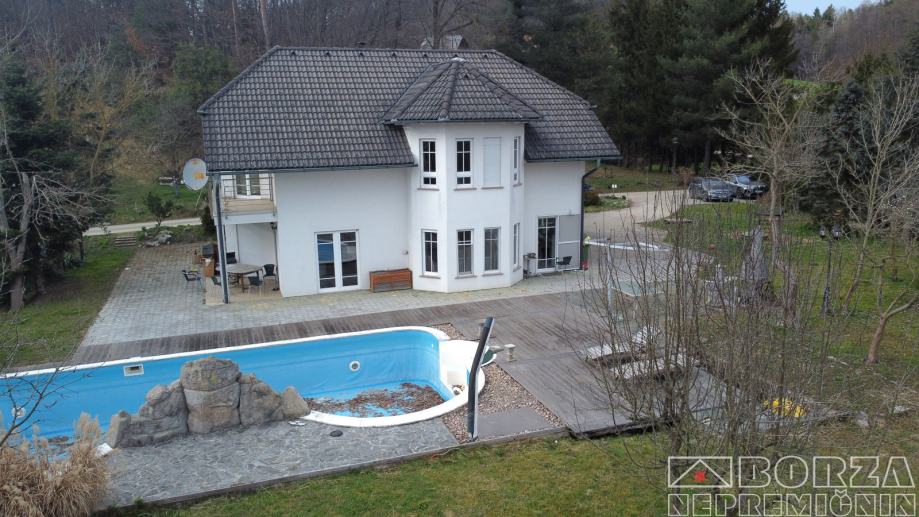 Hiša, Samostojna, ŠENTJUR, DOBOVEC PRI PONIKVI, 204 m2 (prodaja)