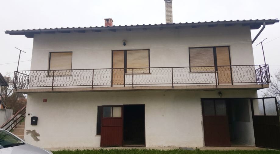 Hiša Tominje, Ilirska Bistrica, 220.00 m2 (prodaja)