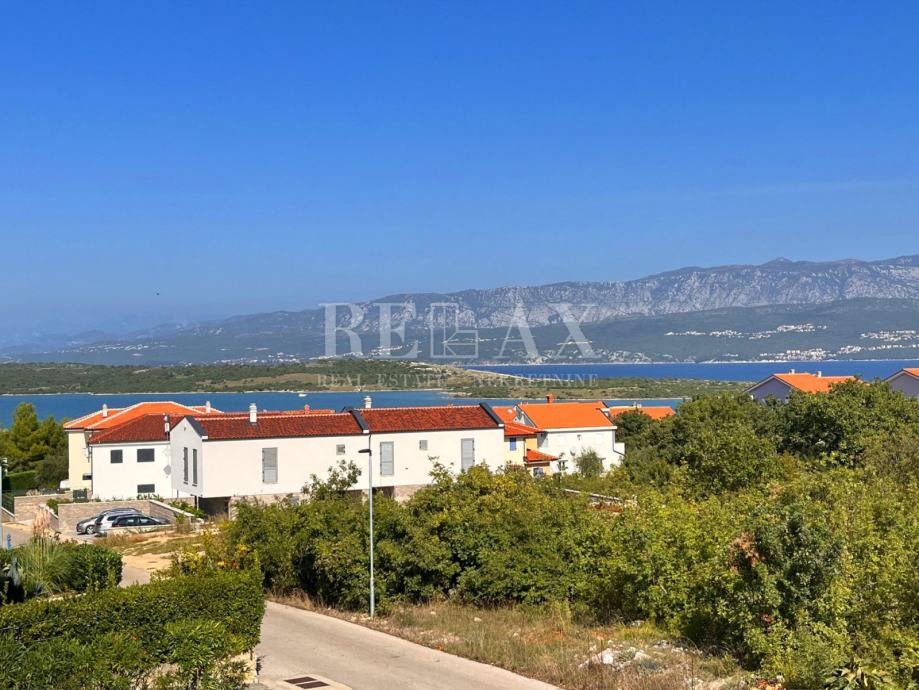 Krk, Klimno-Apartma s pogledom na morje (prodaja)