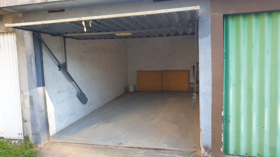 Lokacija garaže: Pobrežje, 13 m2 (oddaja)