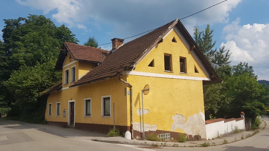Lokacija hiše: Dol pri Ljubljani, dvonadstropna, 222.00 m2 (prodaja)