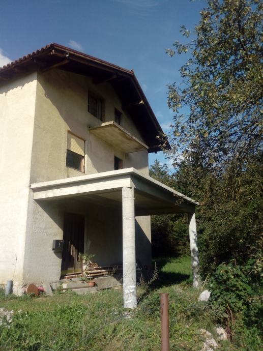 Lokacija hiše: Ilirska Bistrica, 145.00 m2,MOZNA MENJAVA (prodaja)