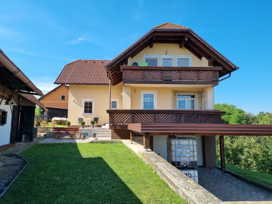 Lokacija hiše: Ivanjski Vrh, 242,00 m2, samostojna hiša z poslopjem (prodaja)