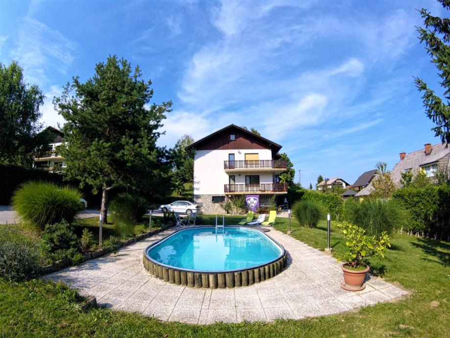 Lokacija hiše: Pesnica pri Mariboru, dvonadstropna, bazen, 300.00 m2 (prodaja)