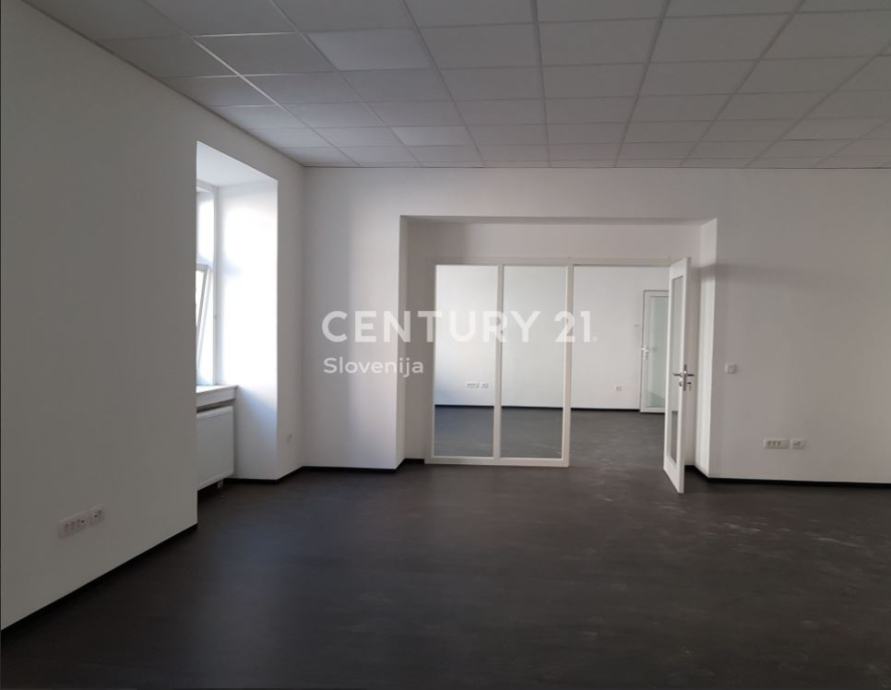 Lokacija poslovnega prostora: Center, 130 m2 (prodaja)
