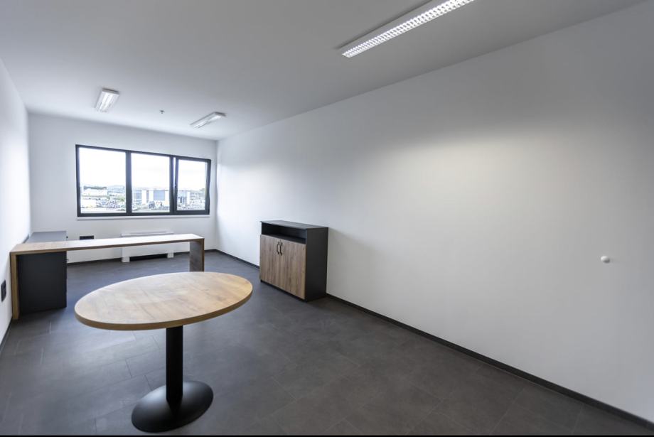 Lokacija poslovnega prostora: Hoče, 25 m2 (oddaja)