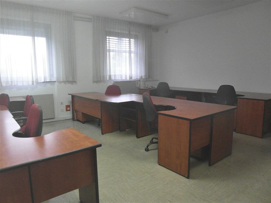 Lokacija poslovnega prostora: Kranj, pisarniški, 54,0 m2 (oddaja)