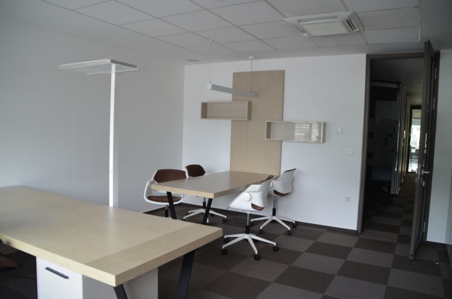 Lokacija poslovnega prostora: Štore, 30 m2, 10 eur/m2, (oddaja)