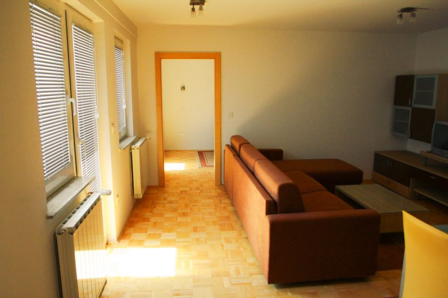 Stanovanje, Pomurska, Beltinci (Murska Sobota), 1.5-sobno, 52 m2 (oddaja)