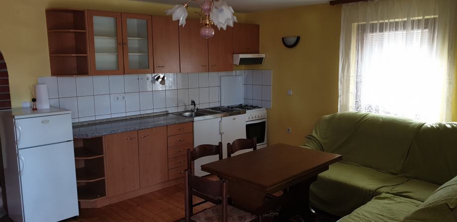 Lokacija stanovanja: Lipoglav, 54.00 m2 (oddaja)