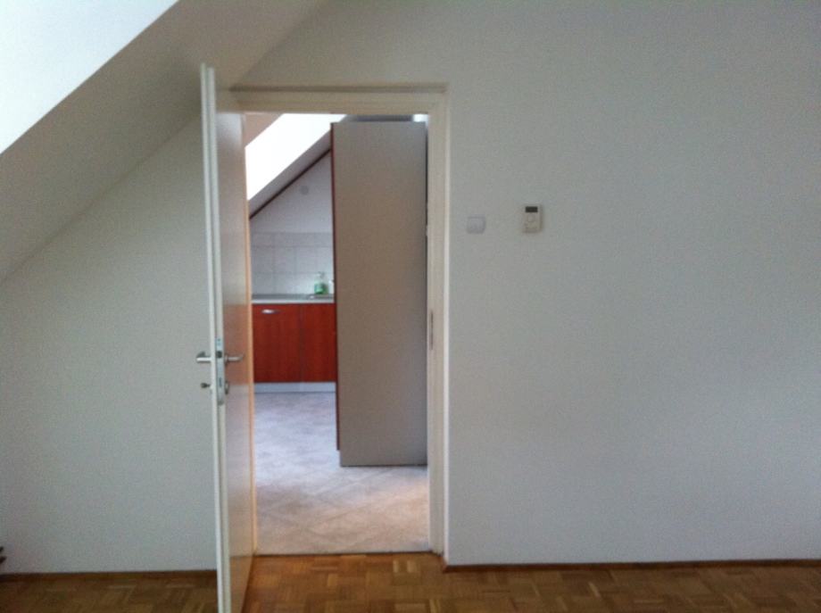 Lokacija stanovanja: Tezno, 32.00 m2 (prodaja)