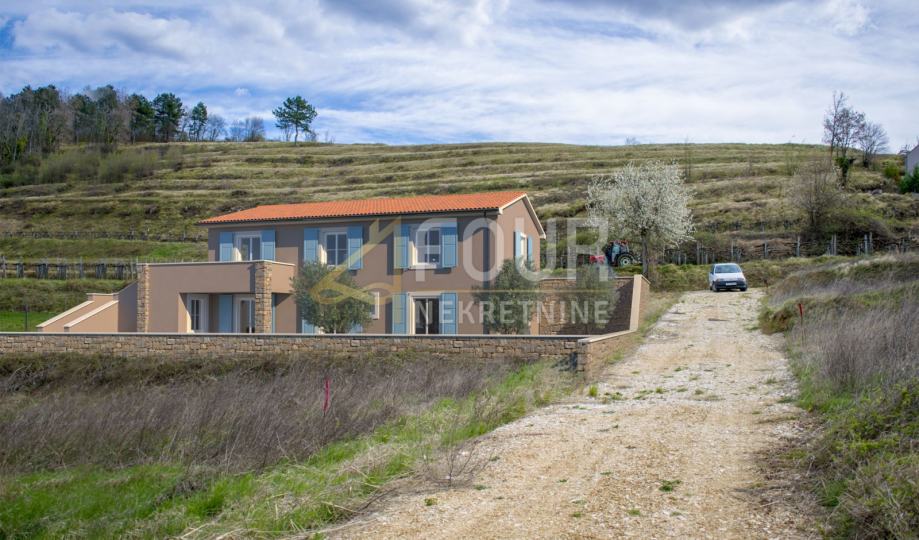 Hiša Momjan, Buje, 180m2 (prodaja)