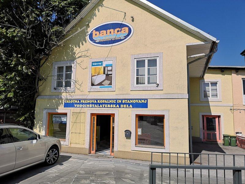 Poslovno-trgovski prostor v Kranju (prodaja)