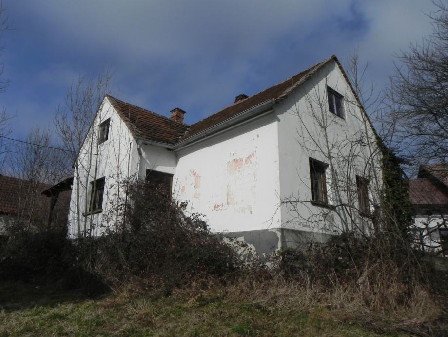 Prodamo starejšo hišo-Gornji Petrovci, 118.00 m2 (prodaja)