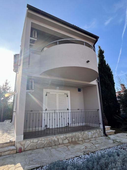 Samostojna hiša s pogledom na morje, 140m od morja, 144.53 m2 (prodaja)