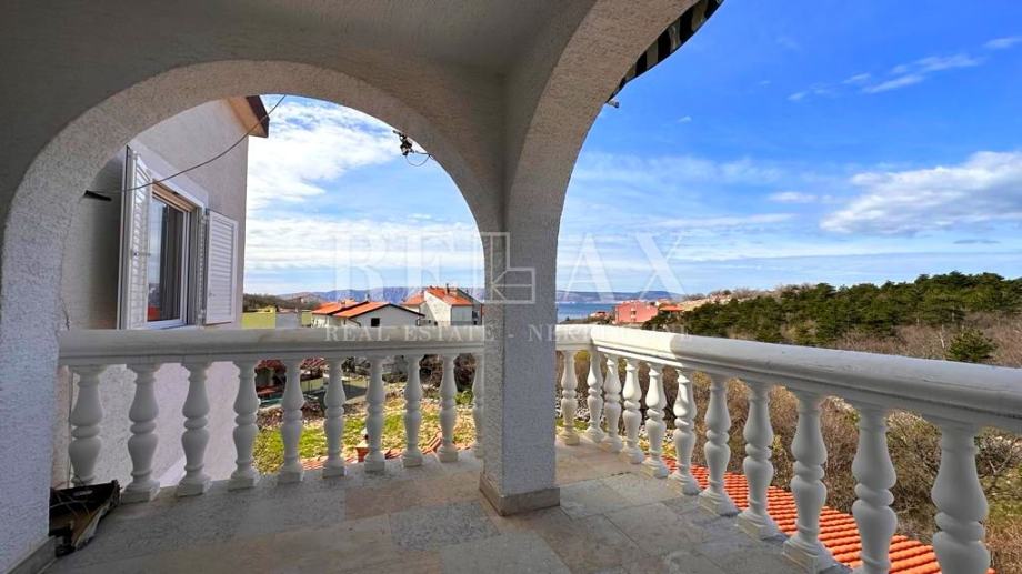 KLENOVICA, NOVI VINODOLSKI - Stanovanje z balkonom in odprtim pogledom (prodaja)
