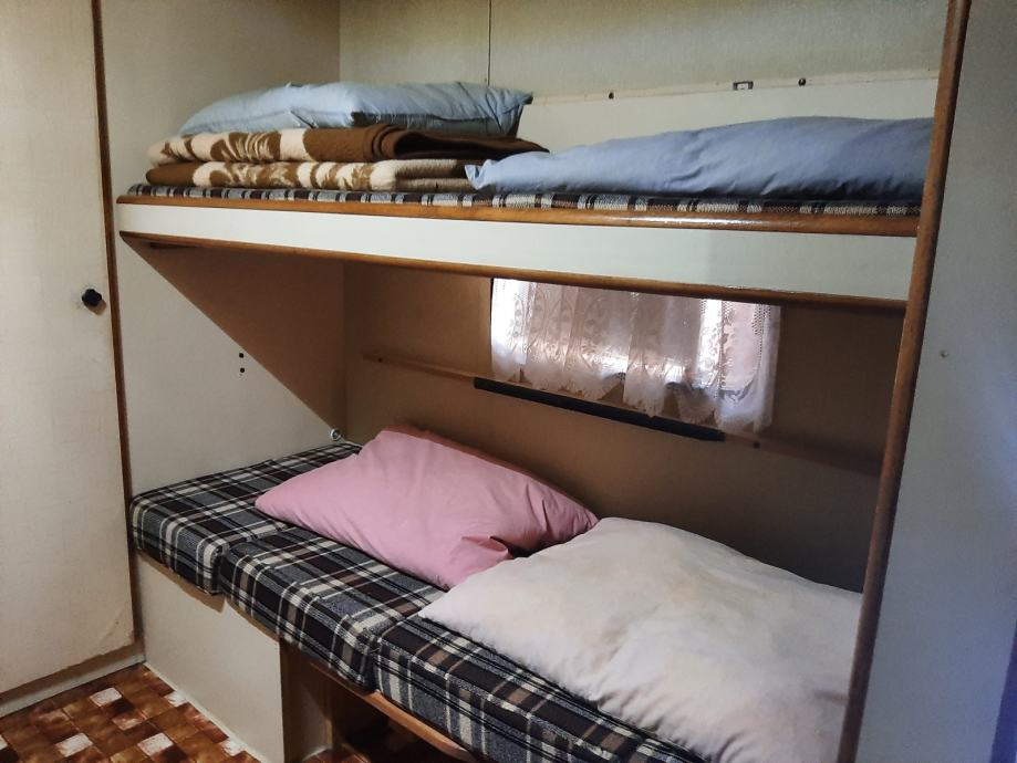 Topliška cesta 35