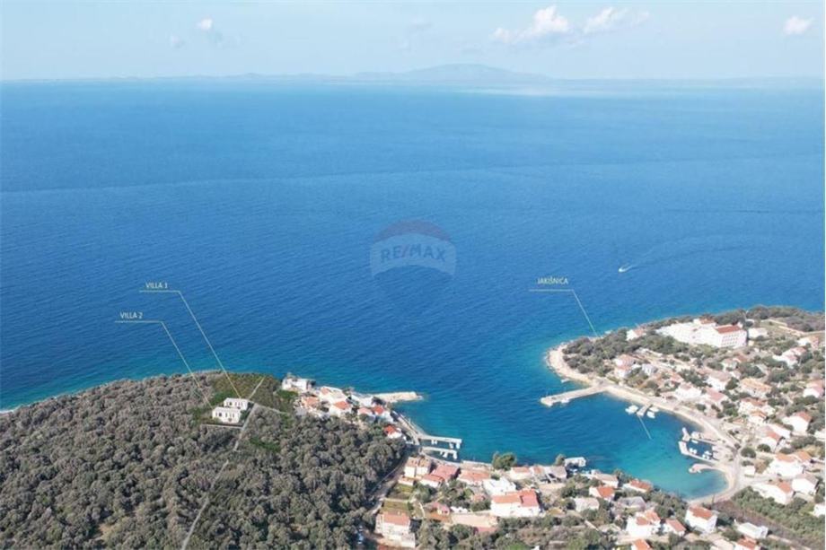 Zemljišče Lun, Novalja, 650m2
