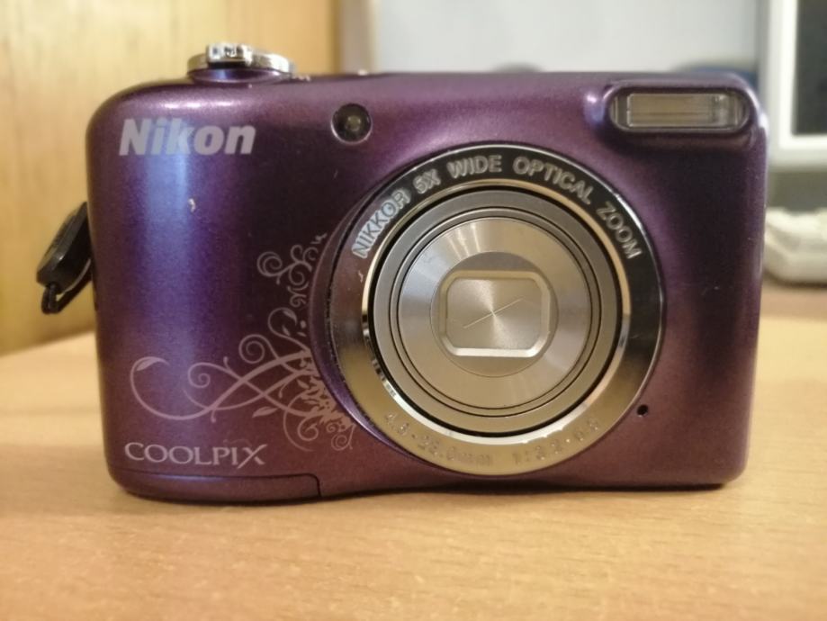 Digitalni fotoaparat Nikon Coolpix L27