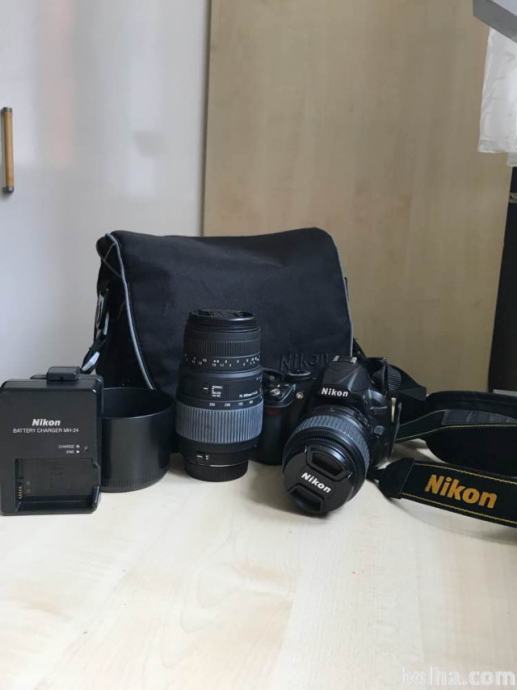 Nikon D3100 in dodatki