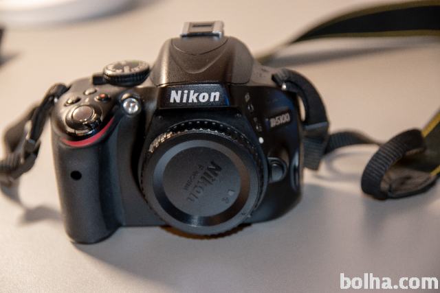 Nikon D5100 (body)