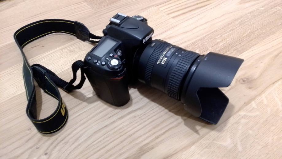 Nikon D90 + Nikkor 18-200 mm