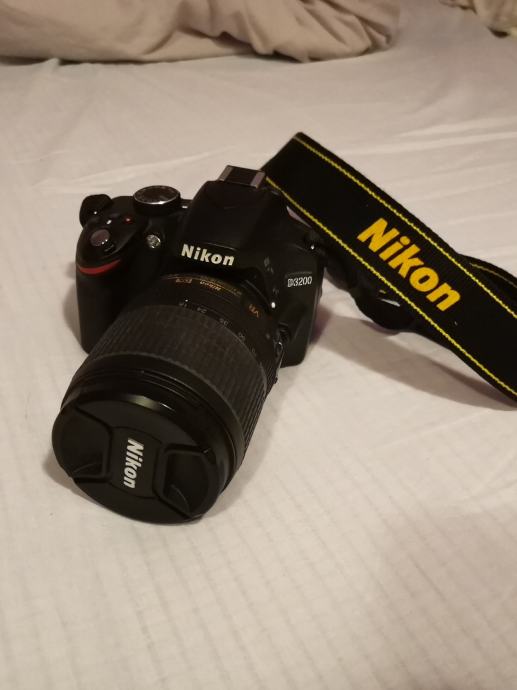 Prodam Nikon D3200