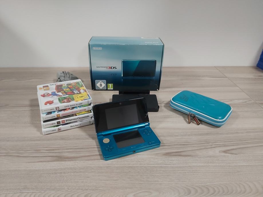 Nintendo 3DS modre barve + 4 igre + etui