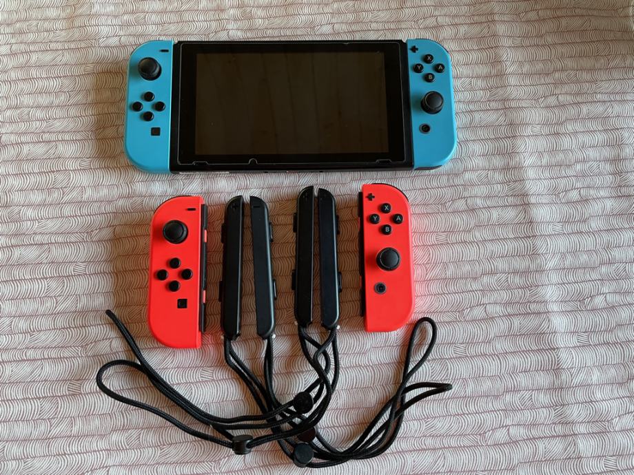 Nintendo switch, torbica, igrice, dodatni kontrolerji, ...