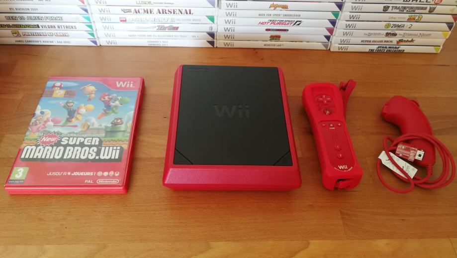 Nintendo Wii mini + igre