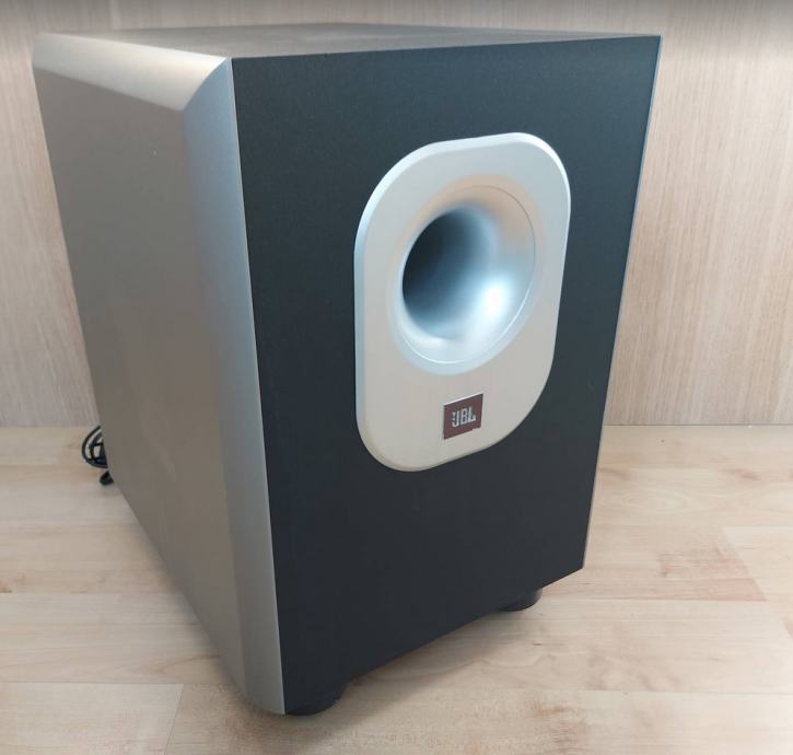 AKTIVNI HIFI SUBWOOFER JBL SUB 200/230, 100W