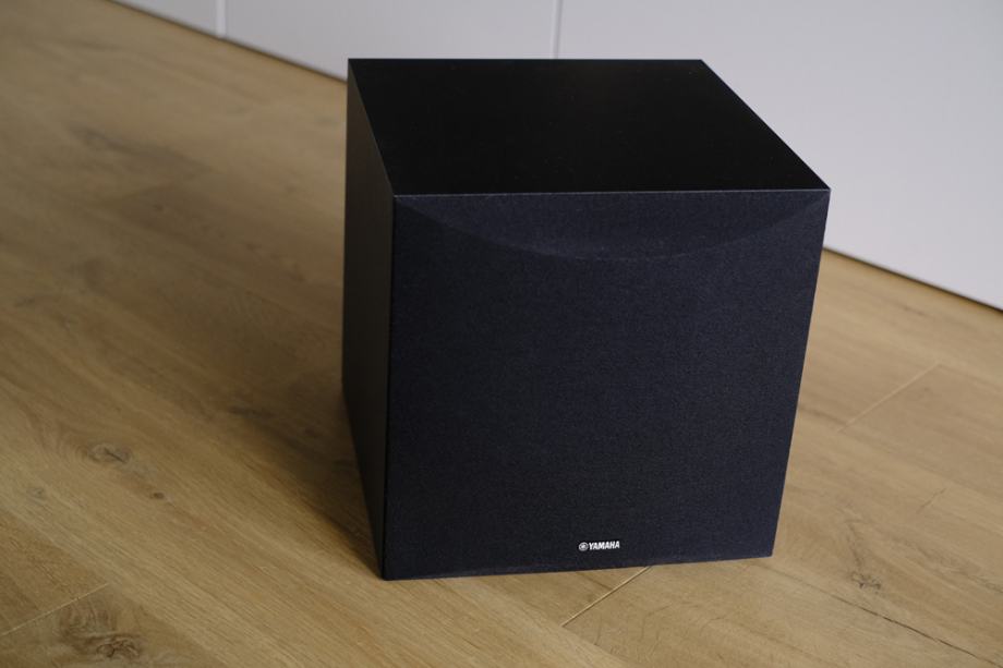 Yamaha subwoofer NSSW050