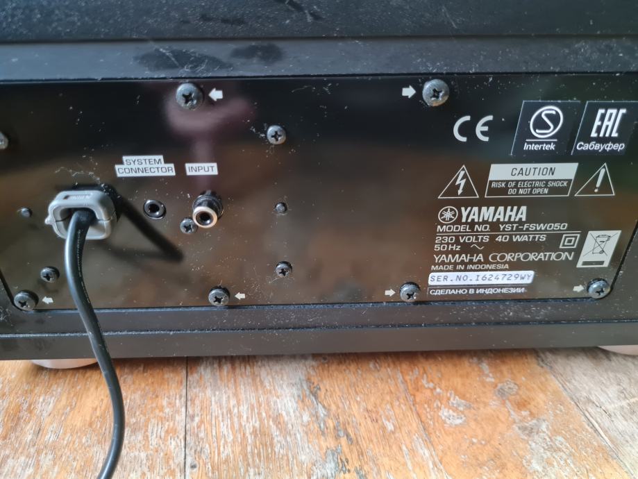 YAMAHA YSTFSW050, aktivni subwoofer