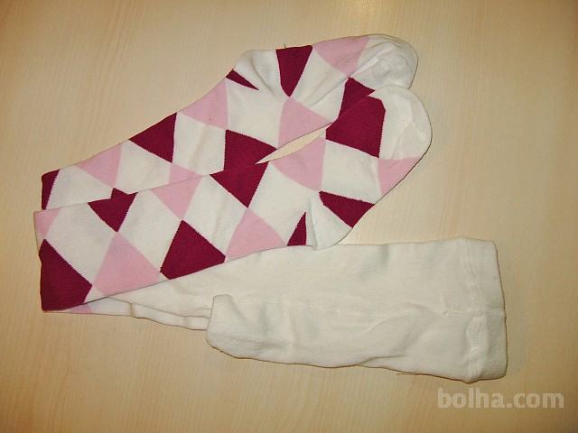 Nenošene otroške hlačne nogavice št.110/116,bele,roza karo