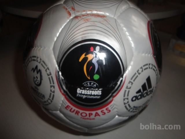Žoga Europass 2008