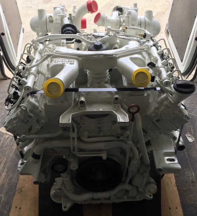 vgradni motor Volkswagen/Mercury marine TDI 4.2 V8 /350PS/