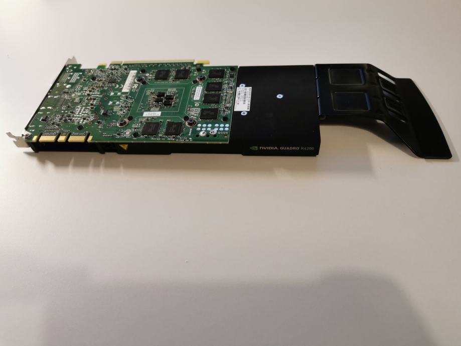 Carte Graphique NVIDIA Quadro K4200 4 Go GDDR5 PCIe X16 (VCQK4200), Occasion