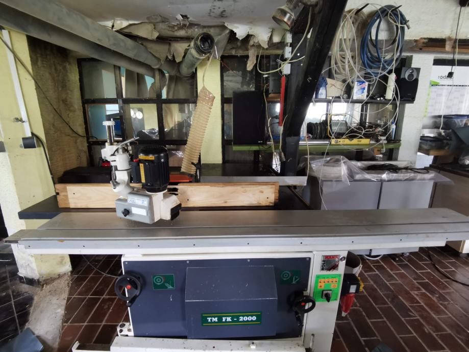 Aspirador Holzmann 2000W - 30L, 80dB (¡Perfecto Para Mascotas Y Todo Tipo De Suelos!)