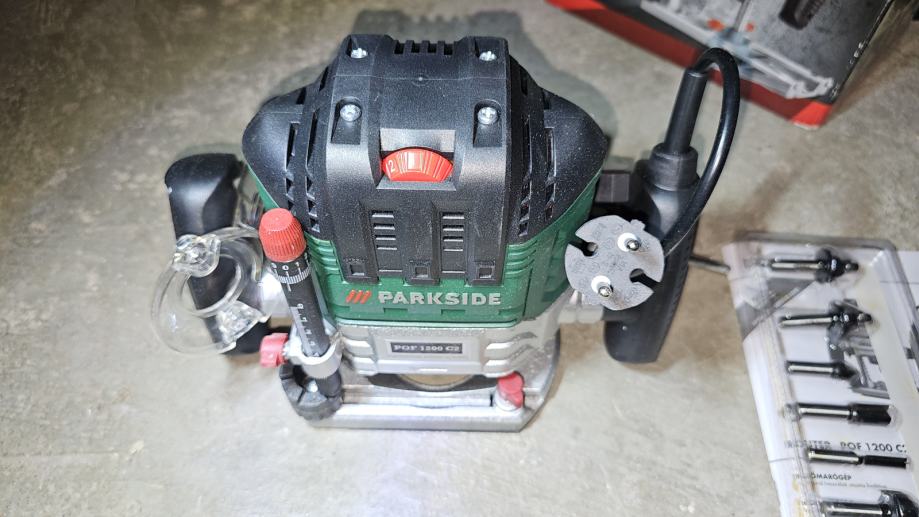 Parkside Oberfräse POF 1200 C2 wie neu mit Fräser (Neu (gemäss