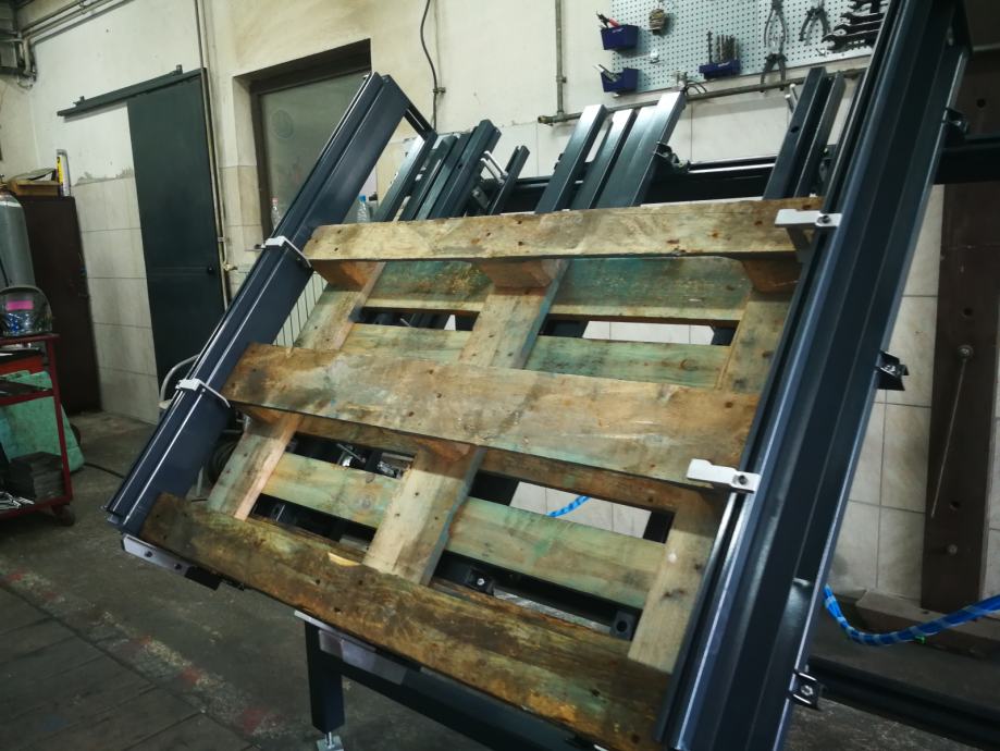 Sestavljalna miza za izdelavo lesenih palet DKPACK