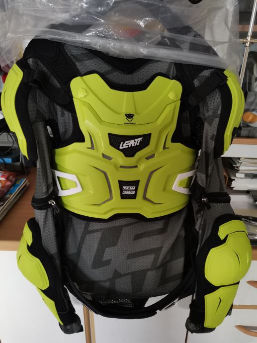 Body protector leatt adventure
