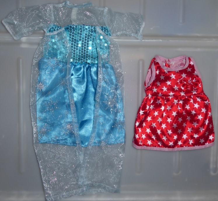 2 kompleta oblačil za Baby born dojenčke ali podobne lutke,cena za oba