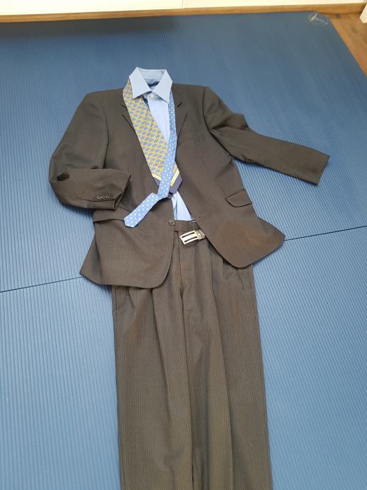 Moška obleka št.50 Mura Basic s srajco št.41 in kravato  (Prvi oglas)